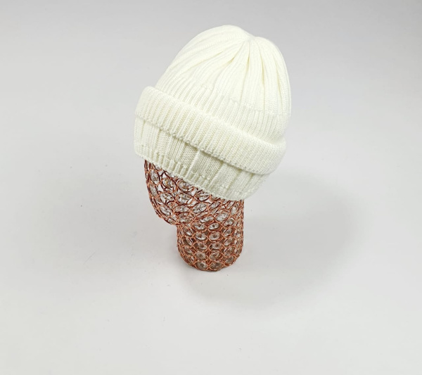 Шапка Март Хлоя (молочный)